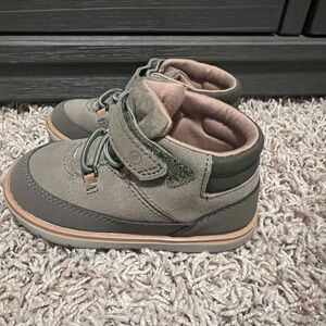 Toddler boy 7t boots
